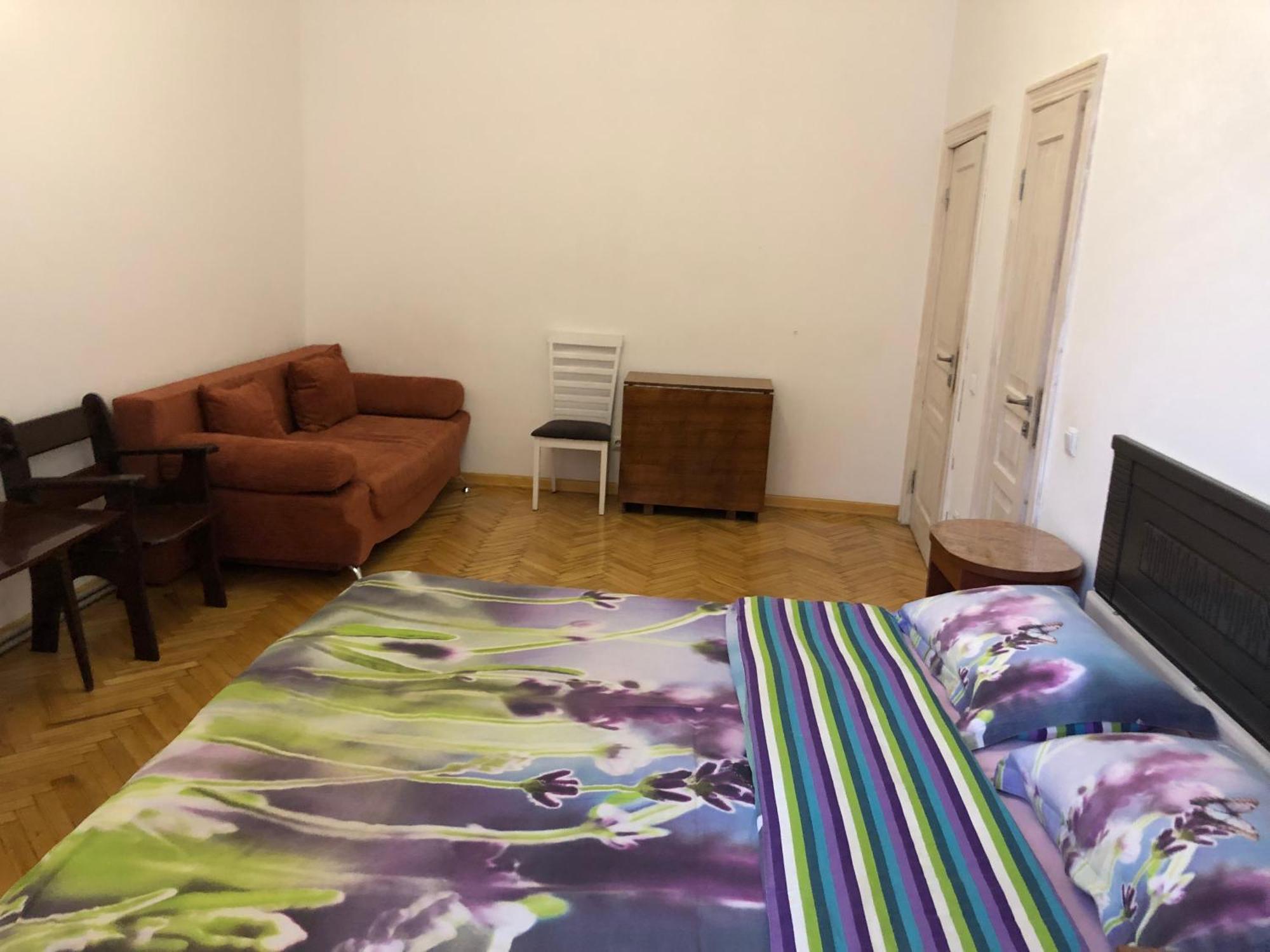 Guest Rooms Львов Экстерьер фото