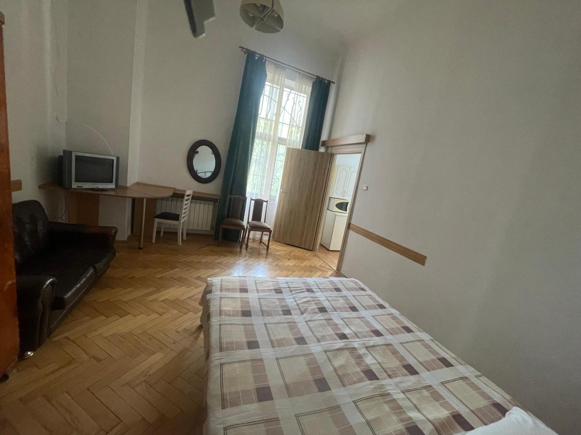 Guest Rooms Львов Экстерьер фото